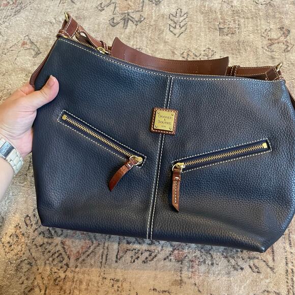 Dooney & Bourke Mary Bag Marine Blue Pebbled Leather Hobo Purse Navy EUC - Picture 2 of 9